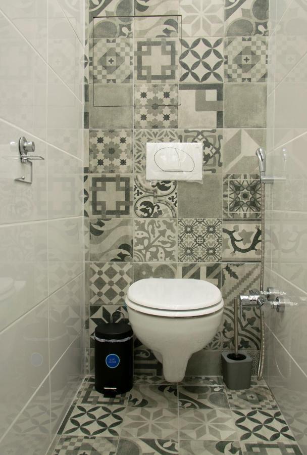 Season One Apartman Szeged Esterno foto