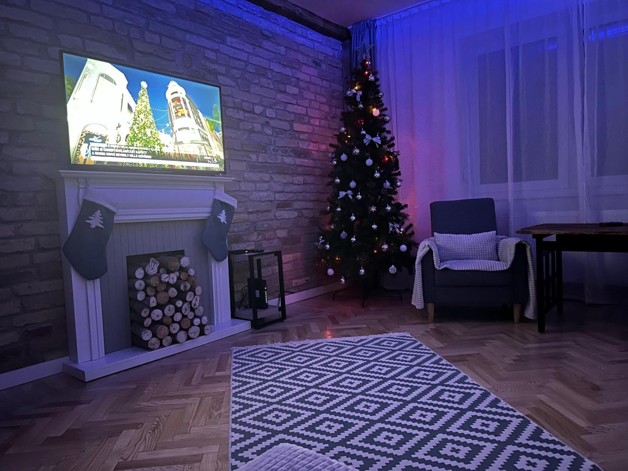 Season One Apartman Szeged Esterno foto